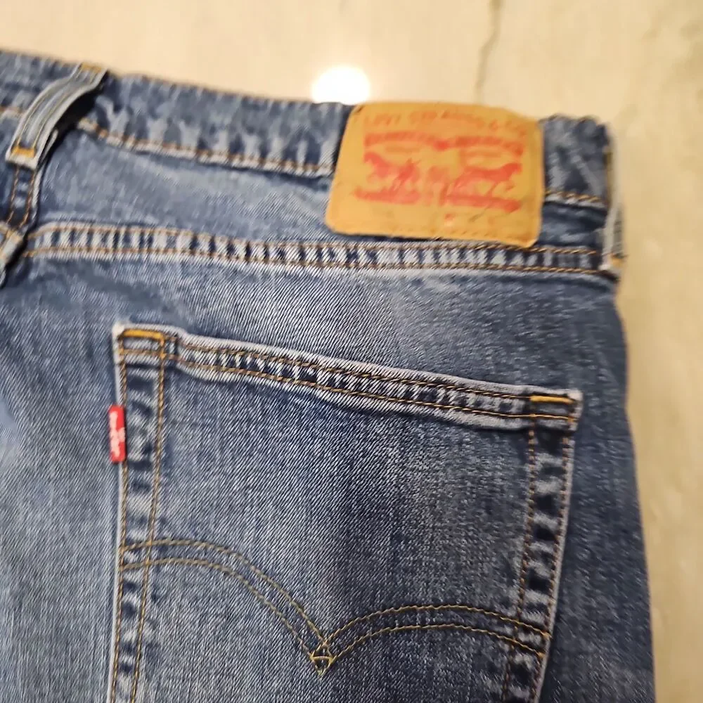 Levi's 514 Jeans Men's 36x34 Straight Slim Fit Stretch Blue Med Wash Denim